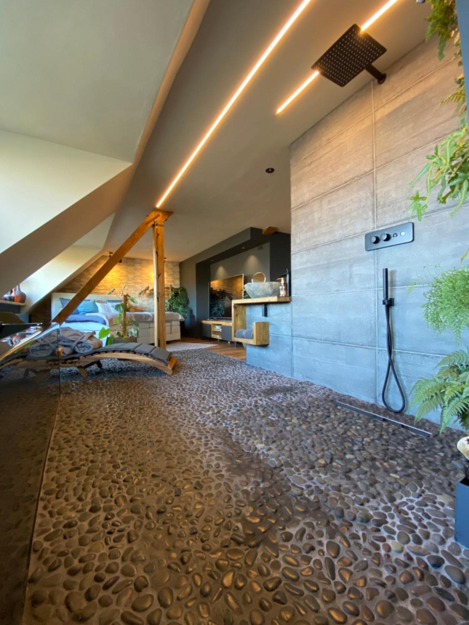 Private Wellness Suiten Mit Whirlpool Έσσεν Εξωτερικό φωτογραφία