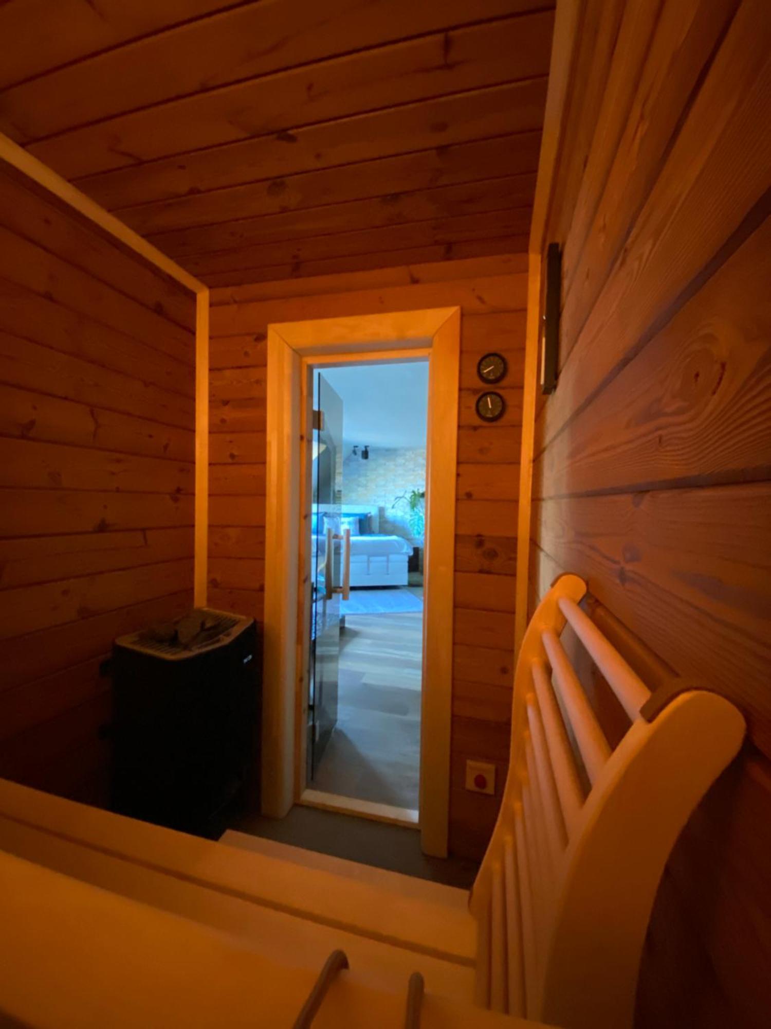 Private Wellness Suiten Mit Whirlpool Έσσεν Εξωτερικό φωτογραφία